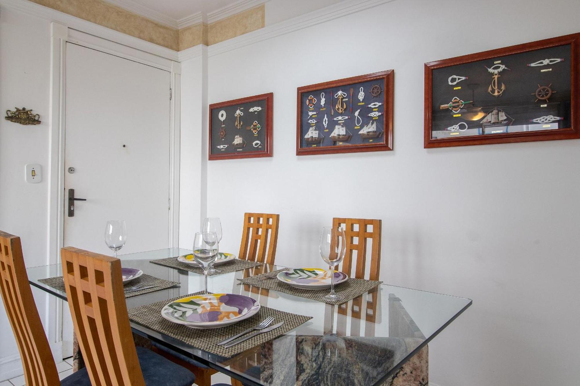 Apartamento Clr23 -calcadao, 1dorm Climatizado, Wi-fi, Garagem Balneario Camboriu